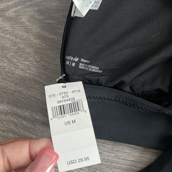 NWT AERIE Triangle Bikini Top Black Size Medium Tie Back Removable Pads Classic - Picture 2 of 6